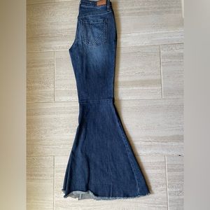 Shyanne Dark Wash Bell Bottoms